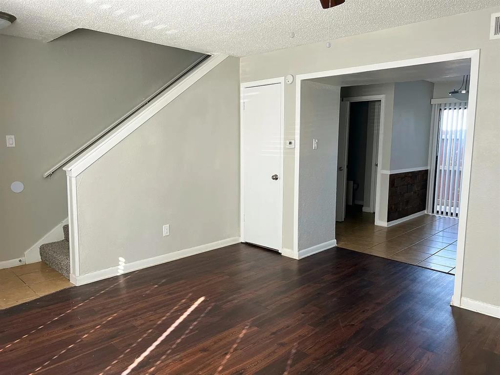 514 East Belt Line Road, Unit B13 DeSoto, TX 75115 - Photo 6 of 28