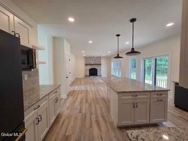 $625,900 | 2 Karl Farm Road, Averill Park, NY 12018