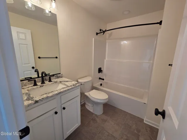 $625,900 | 2 Karl Farm Road, Averill Park, NY 12018