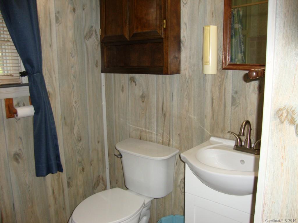 5227 Queen Anne Road Charlotte, NC 28217 - Photo 16 of 18 Gallery Image 16