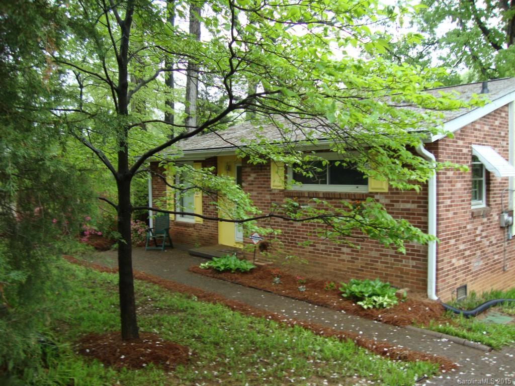 5227 Queen Anne Road Charlotte, NC 28217 - Photo 5 of 18 Gallery Image 5