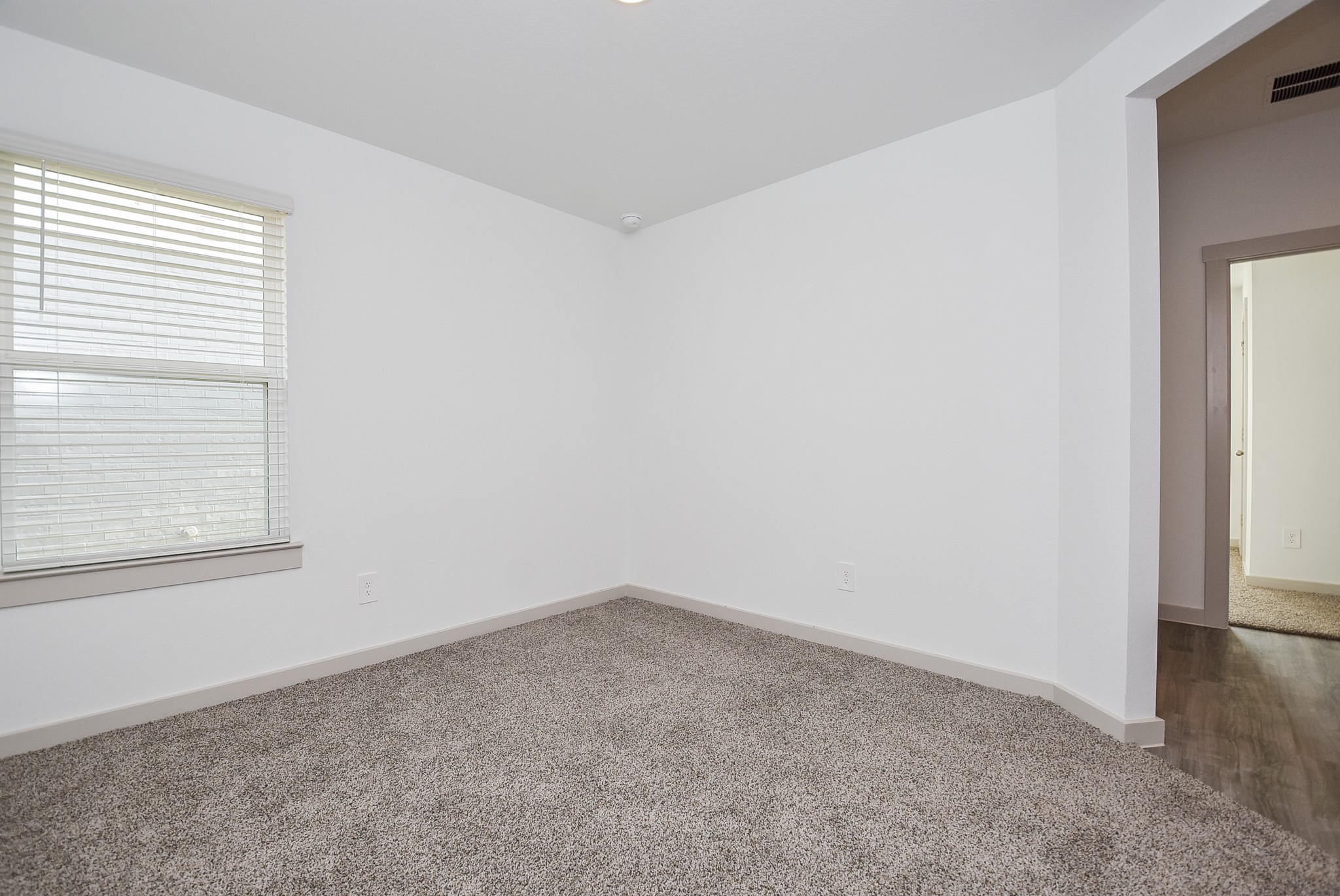 7827 Sleek Flock Lane Rosharon, TX 77583 - Photo 18 of 33