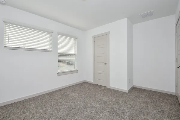 $2,500 | 7827 Sleek Flock Lane, Rosharon, TX 77583