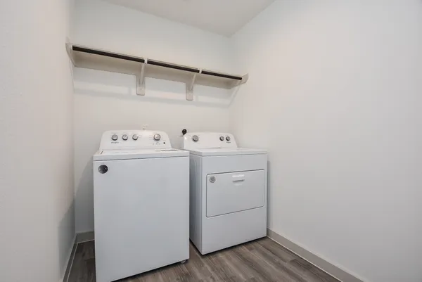 $2,500 | 7827 Sleek Flock Lane, Rosharon, TX 77583