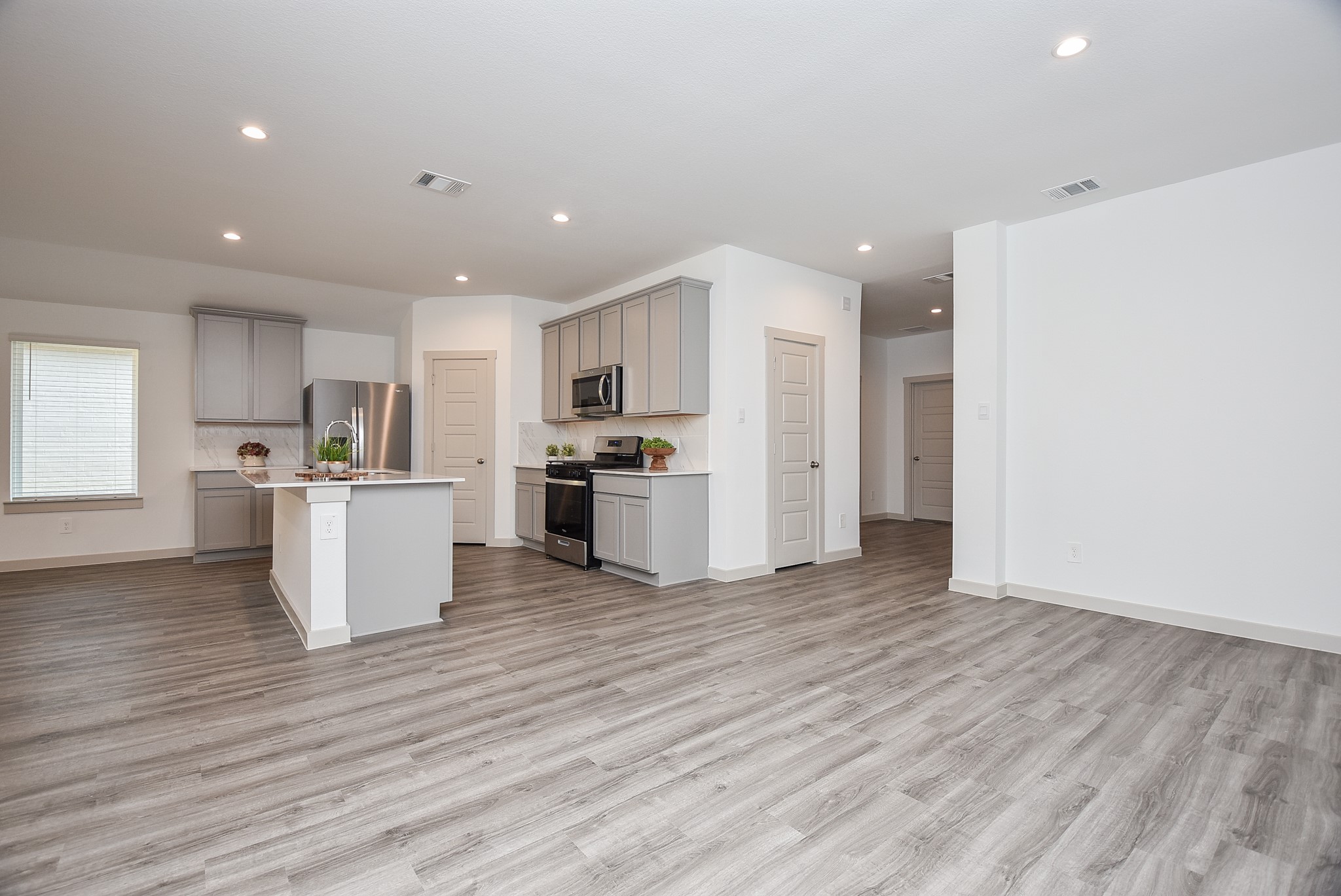 7827 Sleek Flock Lane Rosharon, TX 77583 - Photo 4 of 33