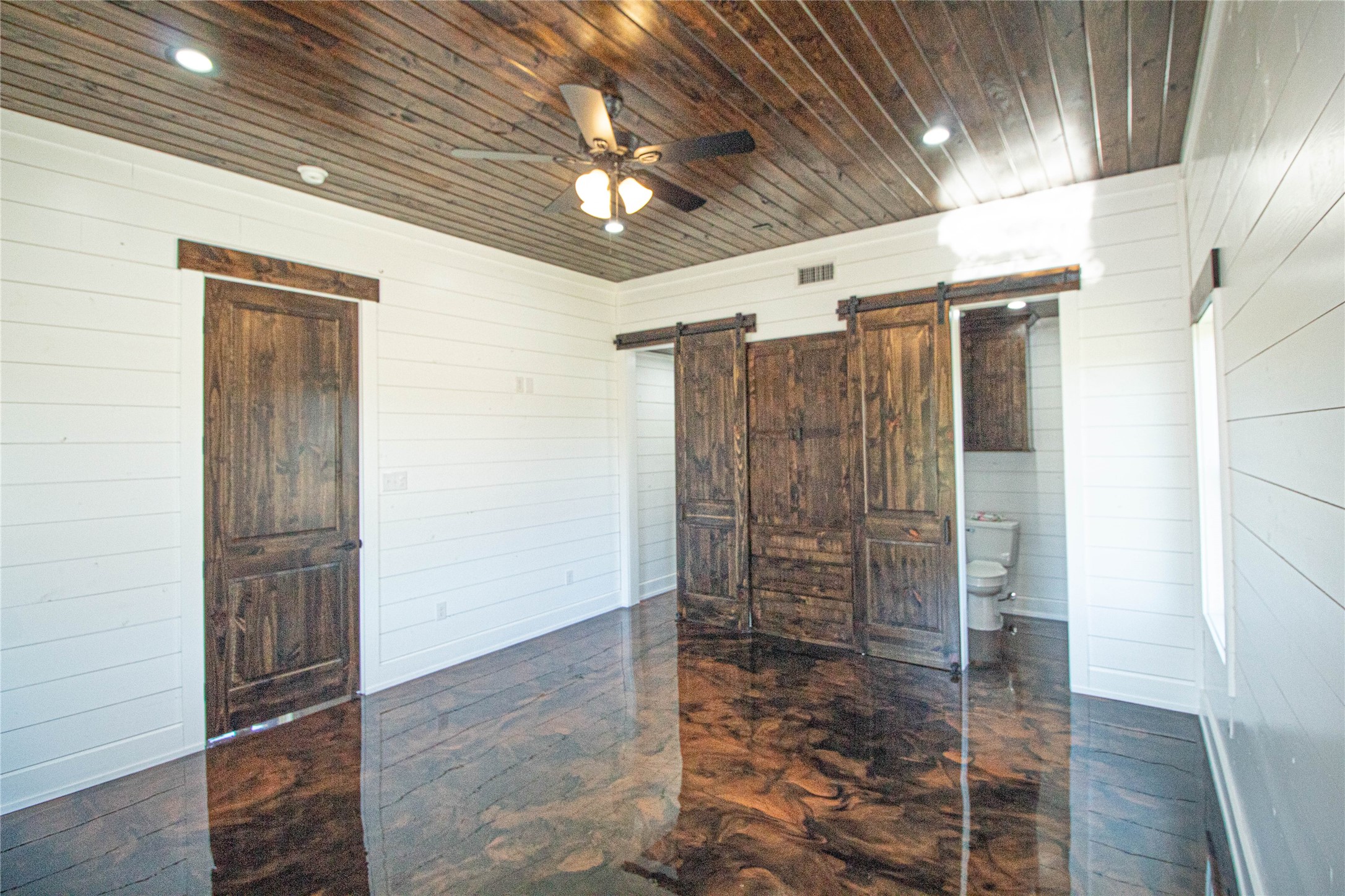 1275 Castlewood Road Livingston, TX 77351 - Photo 41 of 50 wooden floor in an empty room