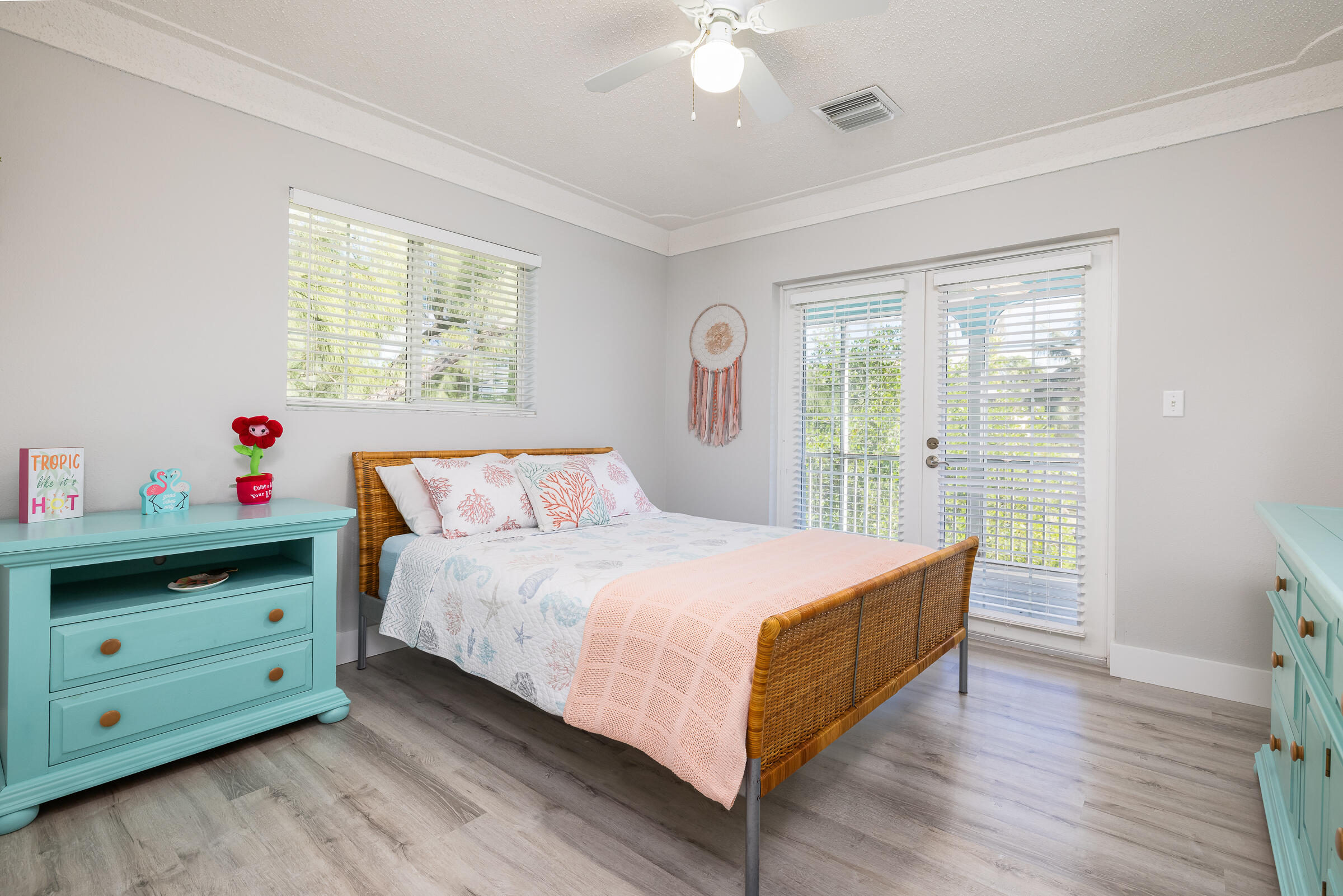 18 Bounty Lane Key Largo, FL 33037 - Photo 25 of 73 a bedroom with a bed and a window