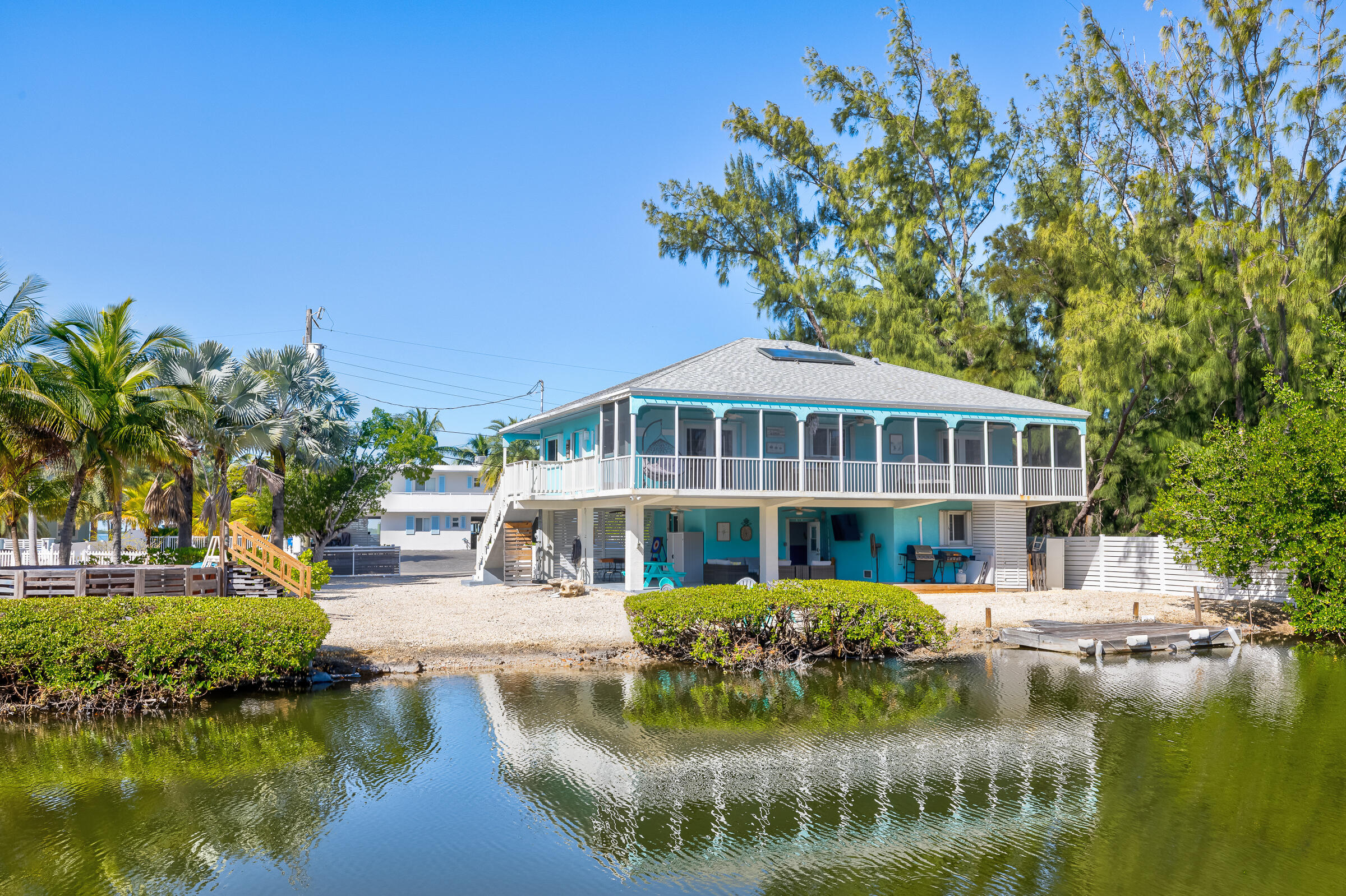 18 Bounty Lane Key Largo, FL 33037 - Photo 47 of 73 back -