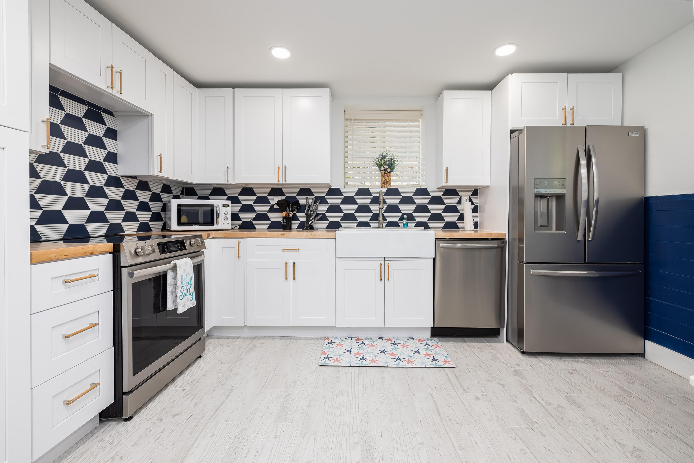 18 Bounty Lane Key Largo, FL 33037 - Photo 58 of 73 dowstairs