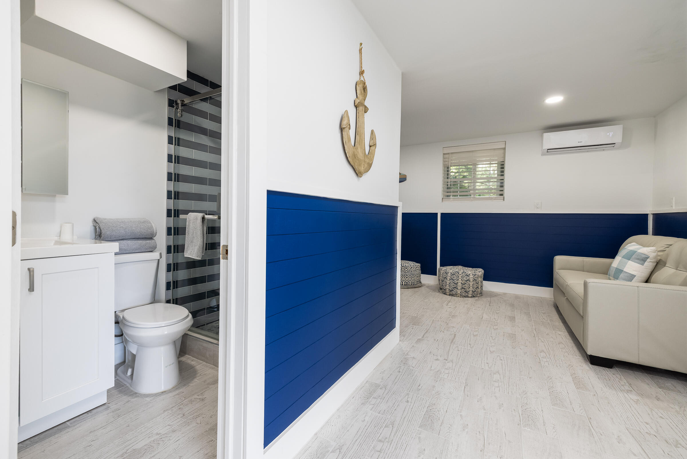 18 Bounty Lane Key Largo, FL 33037 - Photo 62 of 73 a bathroom with a toilet a sink and a mirror