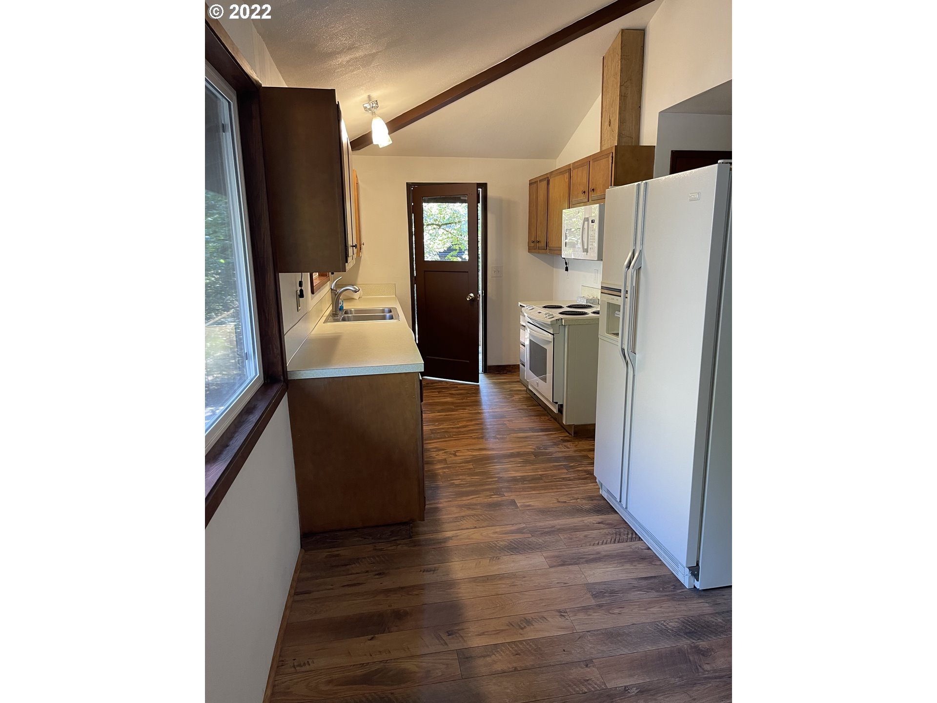 64950 East Lupine Drive Rhododendron, OR 97049 - Photo 7 of 25 Gallery Image 7
