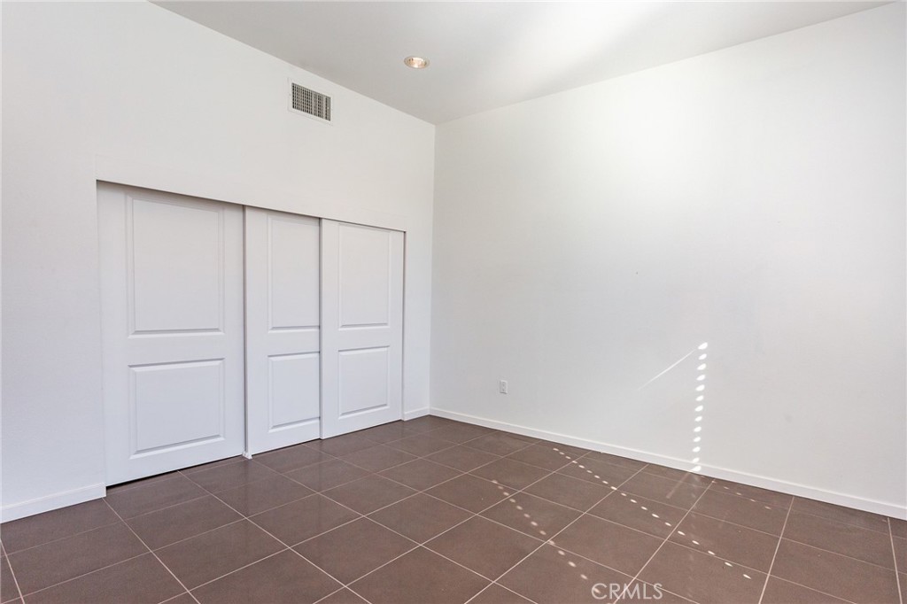 21 Gramercy Irvine, CA 92612 - Photo 13 of 20