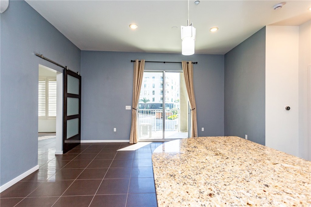 21 Gramercy Irvine, CA 92612 - Photo 6 of 20