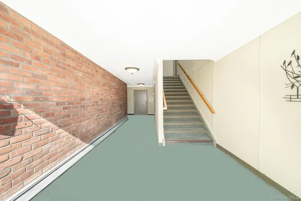 $259,900 | 365 Highway 111, Unit B6, Smithtown, NY 11787