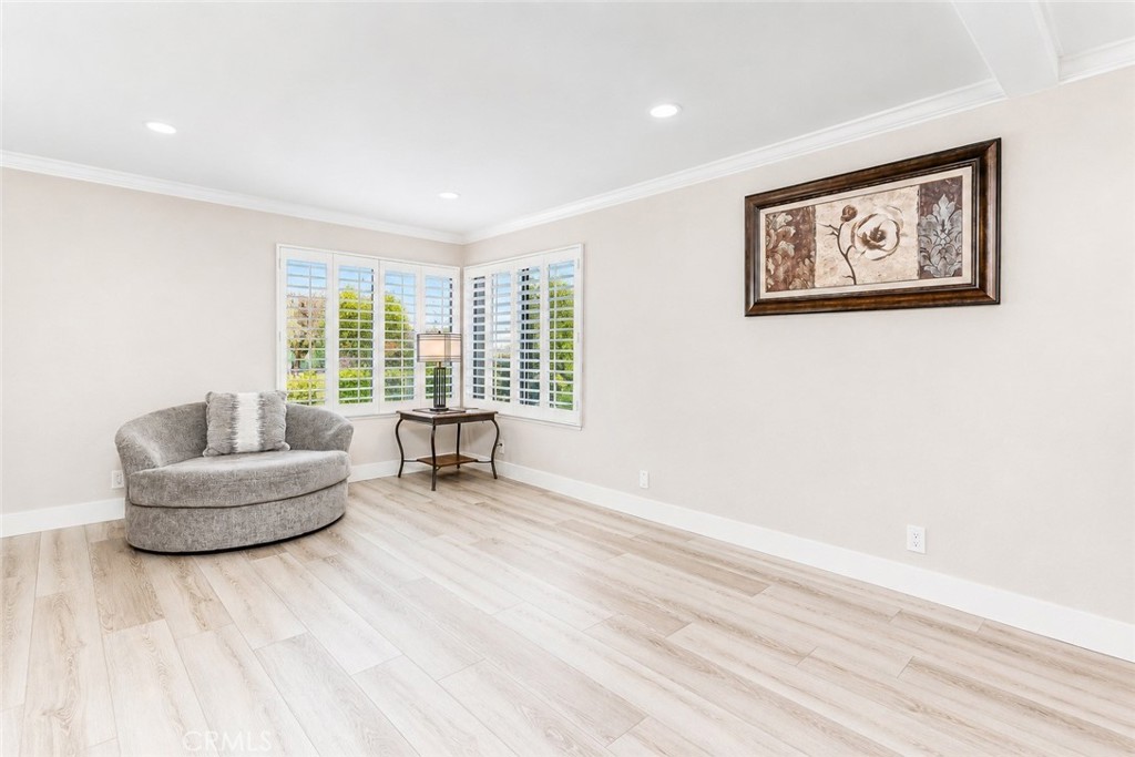 6401 Nohl Ranch Road, Unit 3 Anaheim, CA 92807 - Photo 16 of 48 Living room