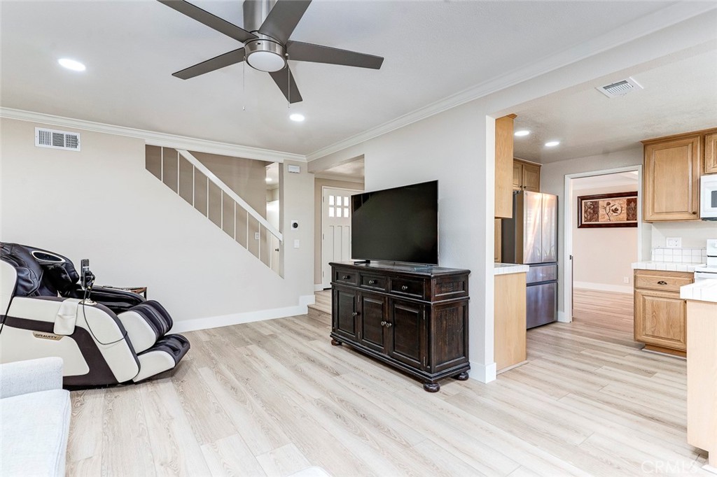 6401 Nohl Ranch Road, Unit 3 Anaheim, CA 92807 - Photo 23 of 48 Family room