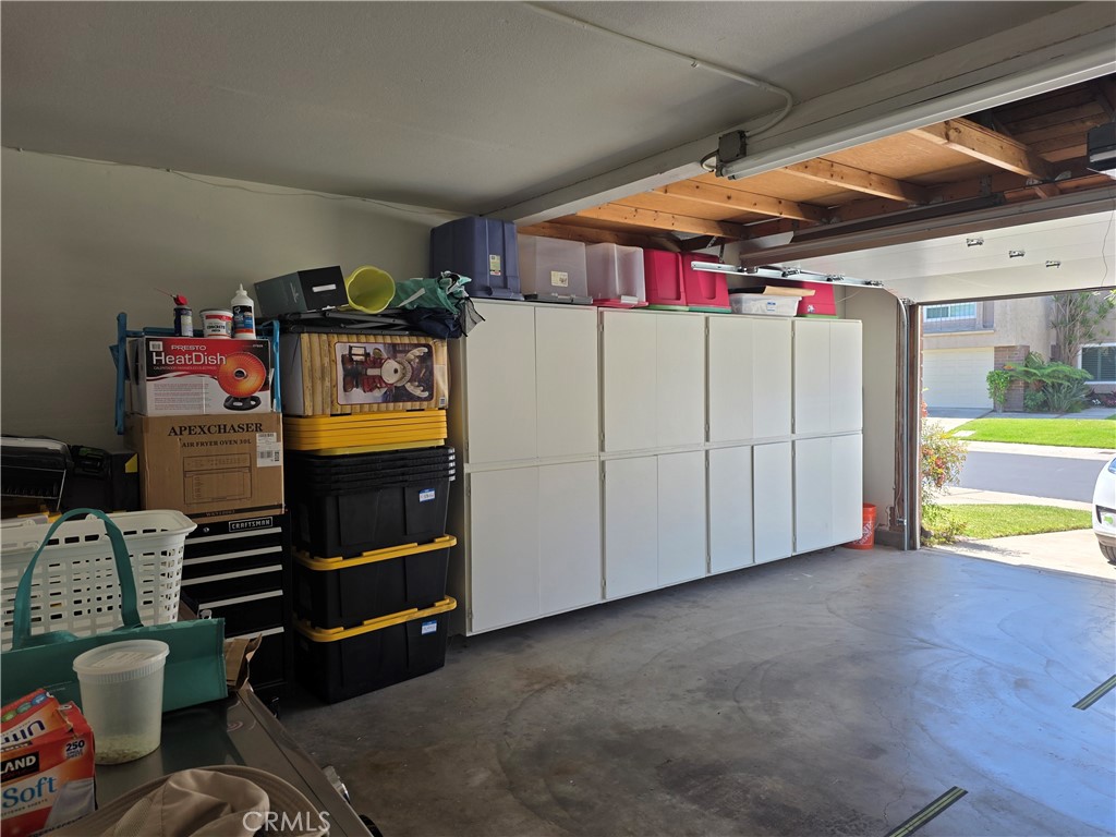 6401 Nohl Ranch Road, Unit 3 Anaheim, CA 92807 - Photo 48 of 48 Garage