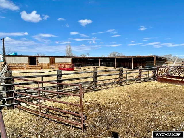 $499,000 | 698 Highway 30, Basin, WY 82410