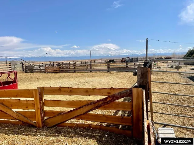 $499,000 | 698 Highway 30, Basin, WY 82410