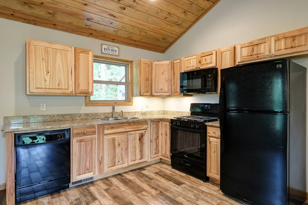 70 Refuge Rdg Road Murphy, NC 28906 - Photo 9 of 28