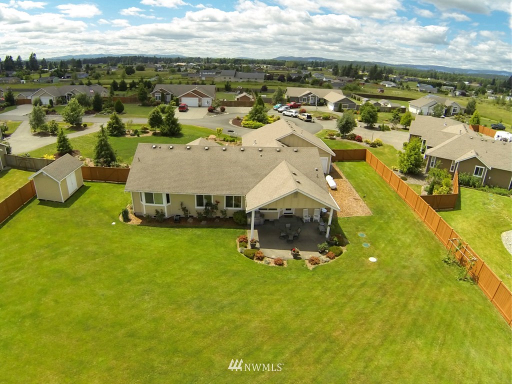 18106 Wild Violet Lane Southwest Rochester, WA 98579 - Photo 2 of 24