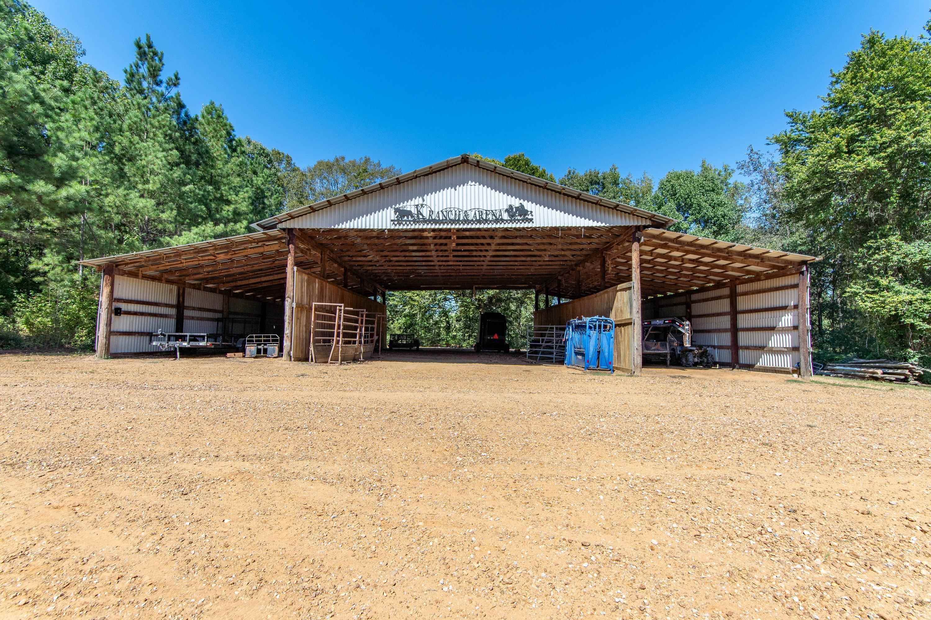 2480 Kennedy Road Middleton, TN 38052 - Photo 34 of 40 80x60 Barn with water