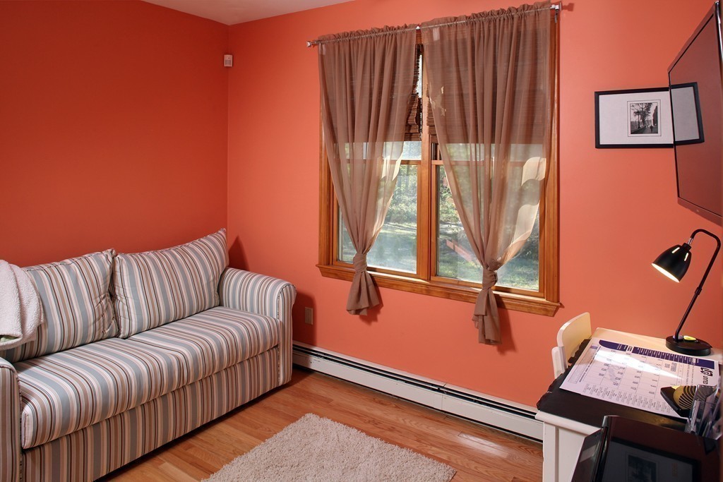 48 Roxy Cahoon Road Plymouth, MA 02360 - Photo 11 of 14 a living room with furniture