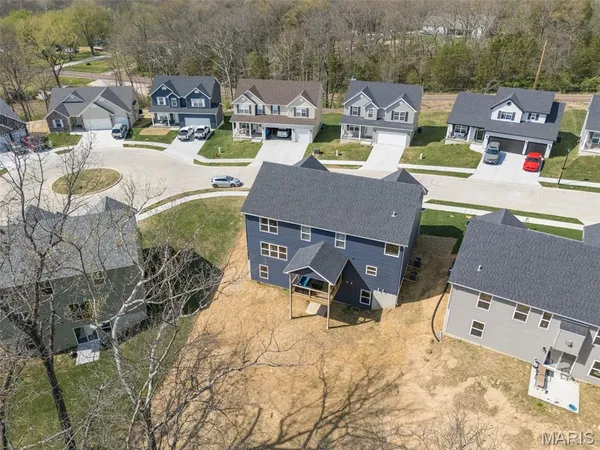 $399,900 | 228 Red Maple Court, Hillsboro, MO 63050