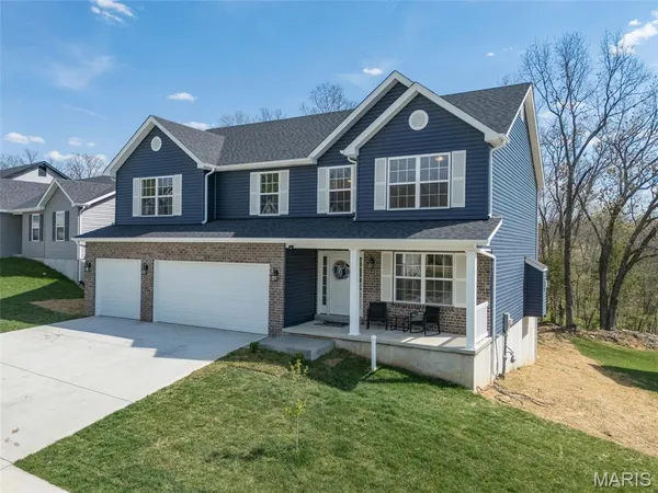 $399,900 | 228 Red Maple Court, Hillsboro, MO 63050