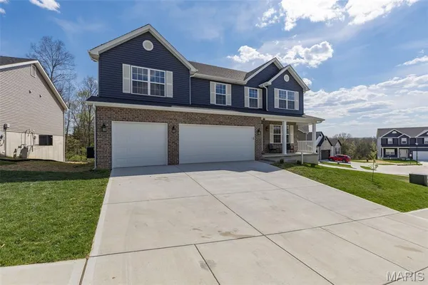 $399,900 | 228 Red Maple Court, Hillsboro, MO 63050