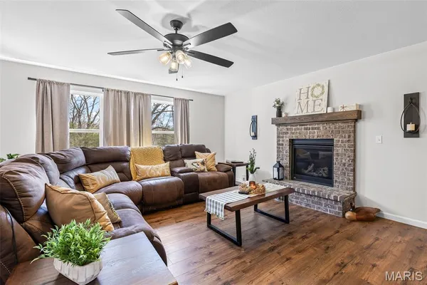 $399,900 | 228 Red Maple Court, Hillsboro, MO 63050