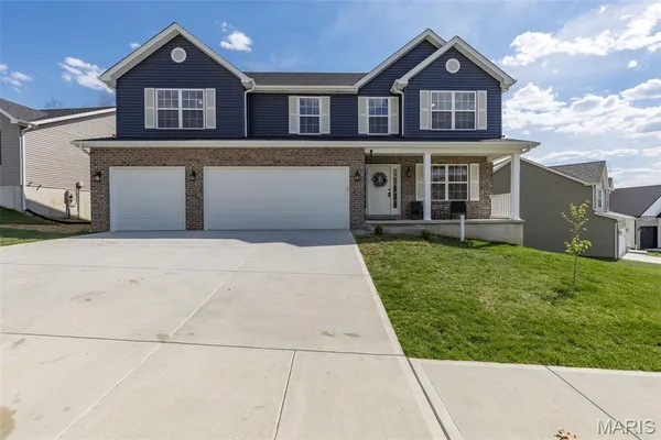 $399,900 | 228 Red Maple Court, Hillsboro, MO 63050