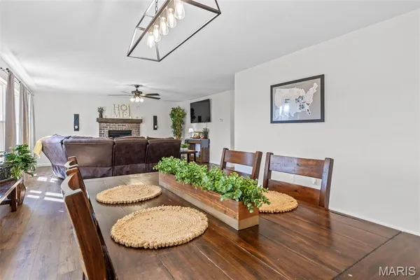 $399,900 | 228 Red Maple Court, Hillsboro, MO 63050