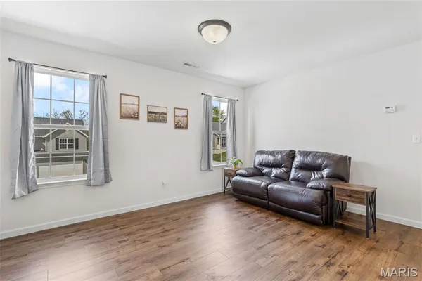 $399,900 | 228 Red Maple Court, Hillsboro, MO 63050