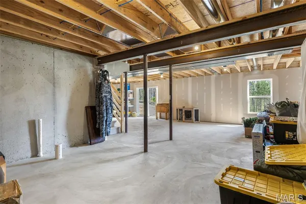 $399,900 | 228 Red Maple Court, Hillsboro, MO 63050