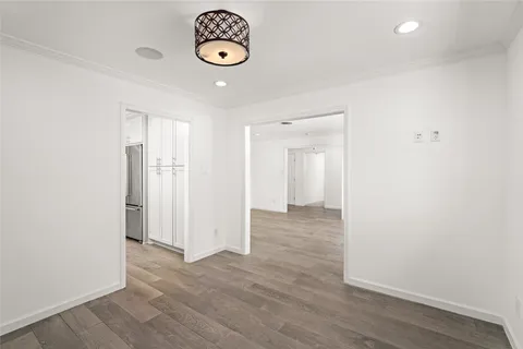 $515,000 | 5834 Braesheather Drive, Houston, TX 77096