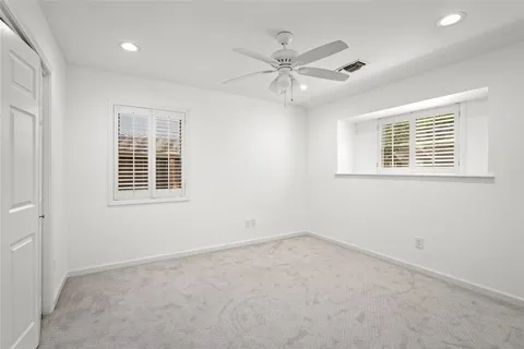 $515,000 | 5834 Braesheather Drive, Houston, TX 77096