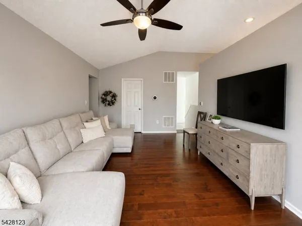 $3,000 | 605 Magnolia Lane, Somerville, NJ 08876