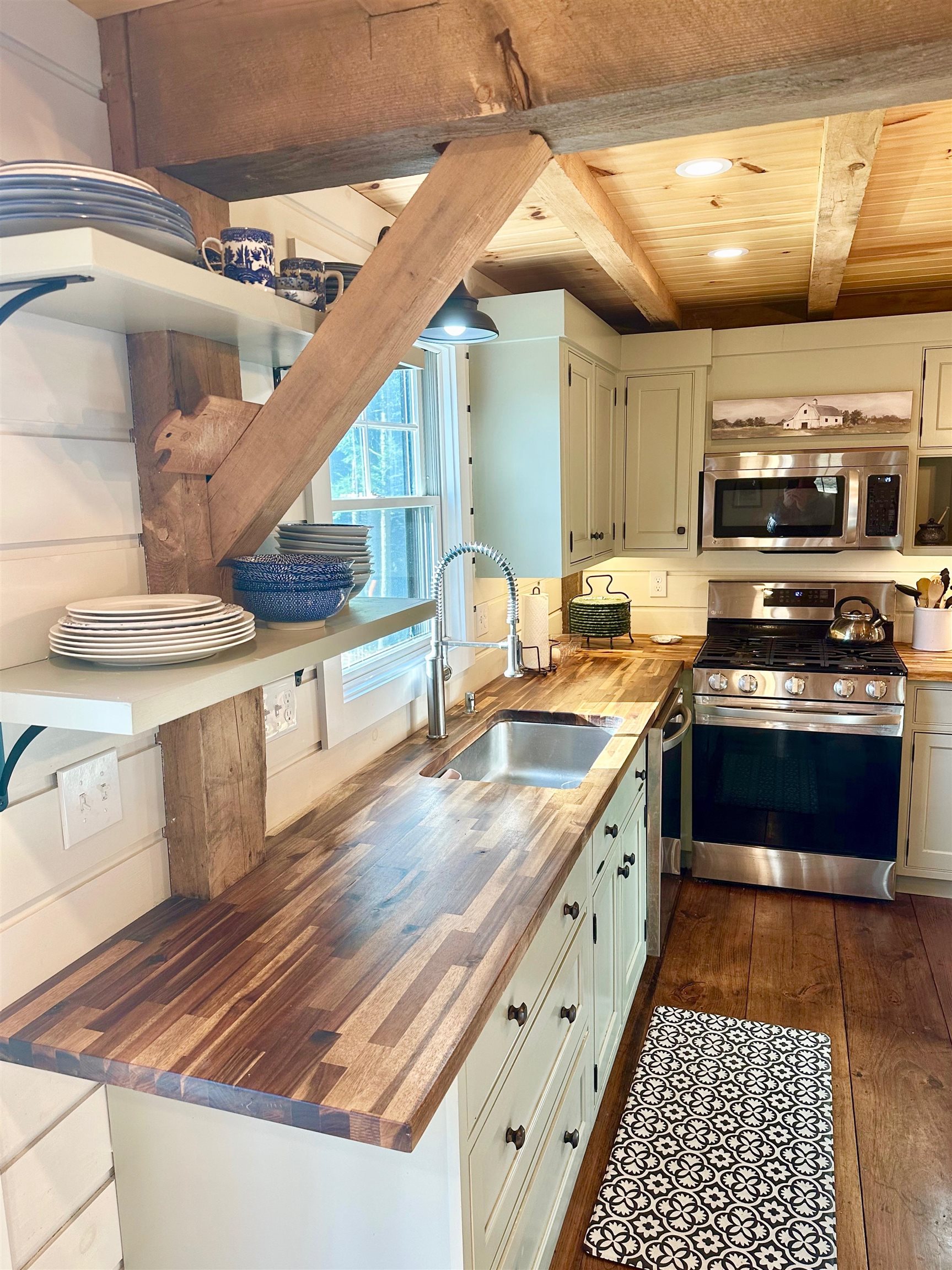 225 Danforth Drive Dorset, VT 05251 - Photo 15 of 40