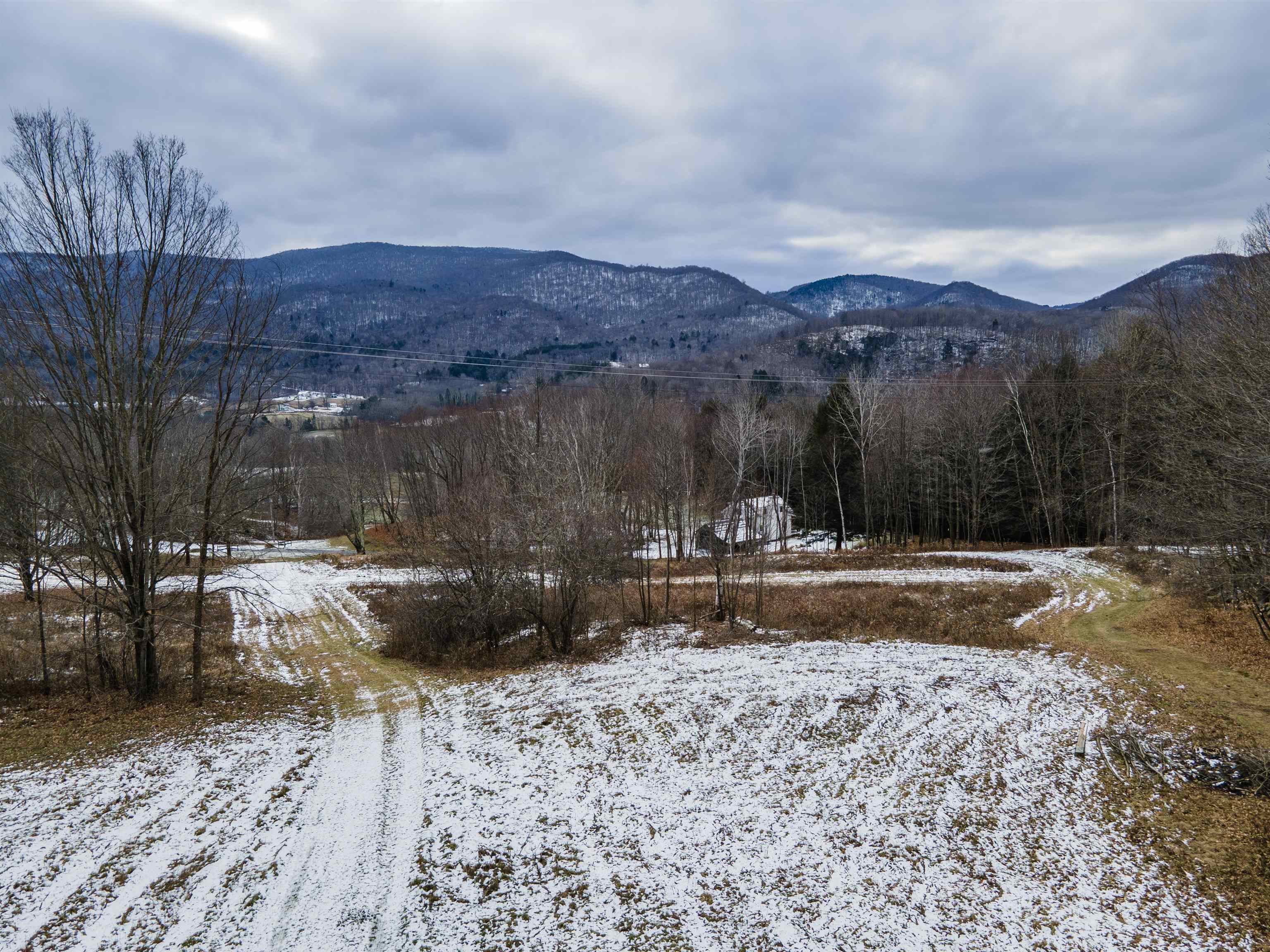 225 Danforth Drive Dorset, VT 05251 - Photo 4 of 40