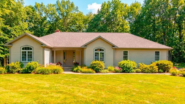 $489,000 | 63 Maple Ridge Drive, Winthrop, ME 04364