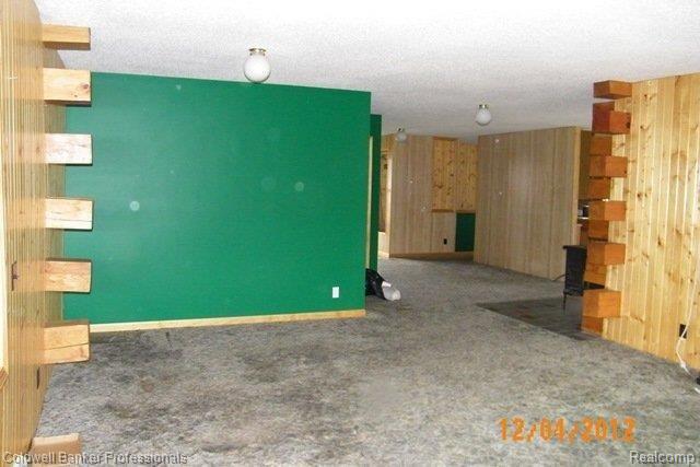 5618 Hasslick Road North Branch, MI 48461 - Photo 17 of 25 100_3839.JPG