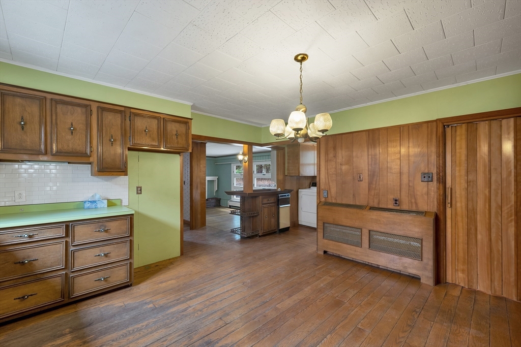 100 West Meadow Road Lowell, MA 01854 - Photo 7 of 41