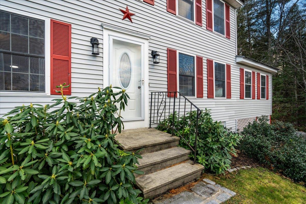 72 Styles Road New Boston, NH 03070 - Photo 13 of 39