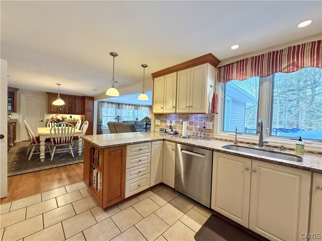 2655 Falls Road Marcellus, NY 13108 - Photo 19 of 48