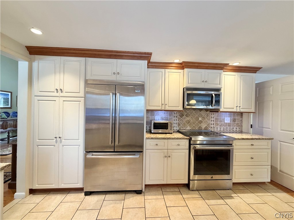 2655 Falls Road Marcellus, NY 13108 - Photo 20 of 48