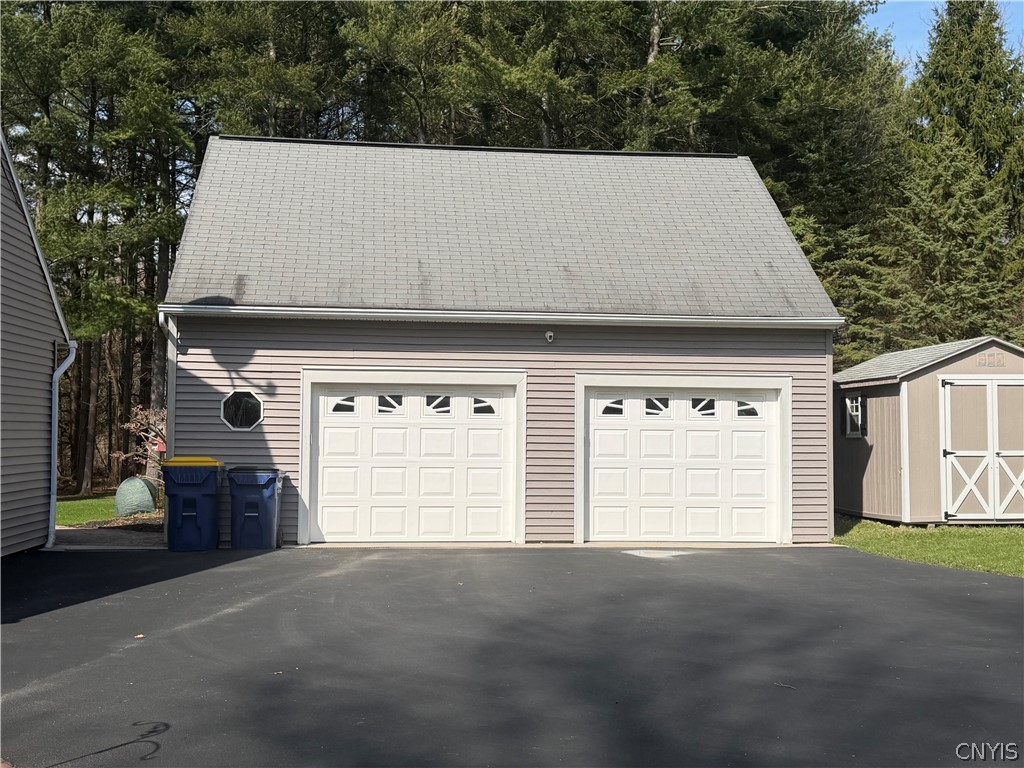 2655 Falls Road Marcellus, NY 13108 - Photo 6 of 48