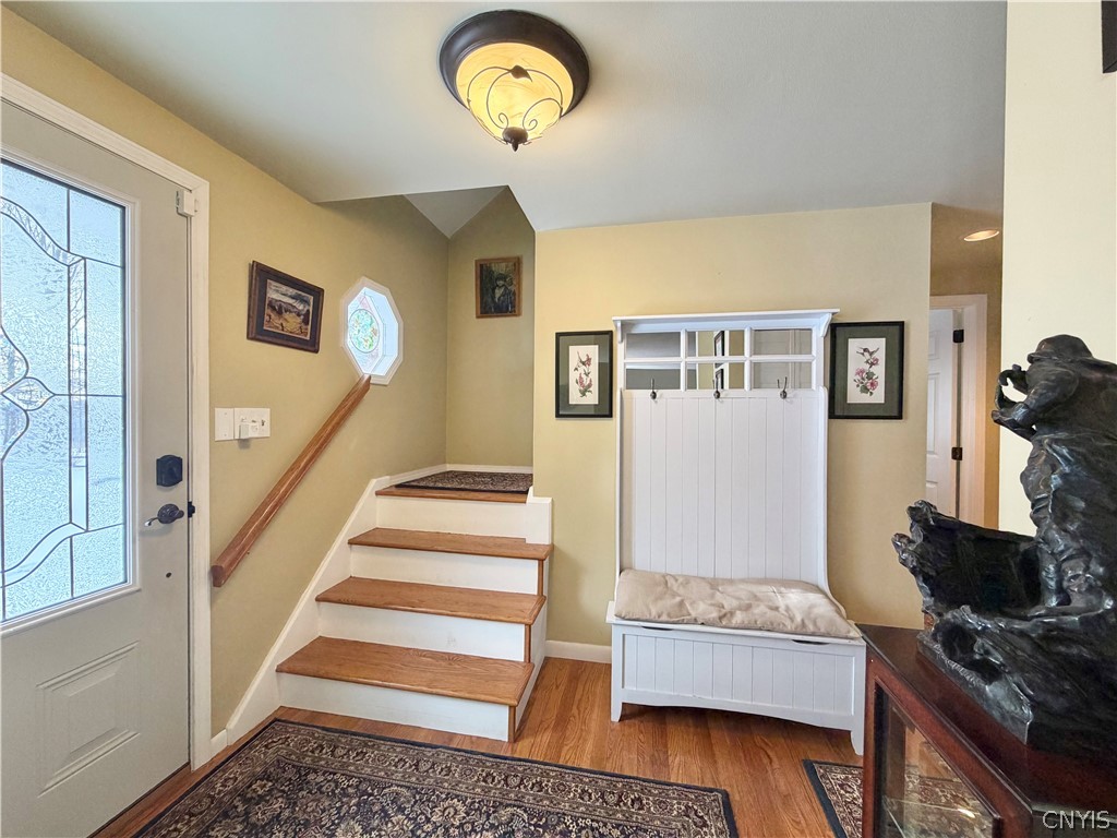 2655 Falls Road Marcellus, NY 13108 - Photo 7 of 48
