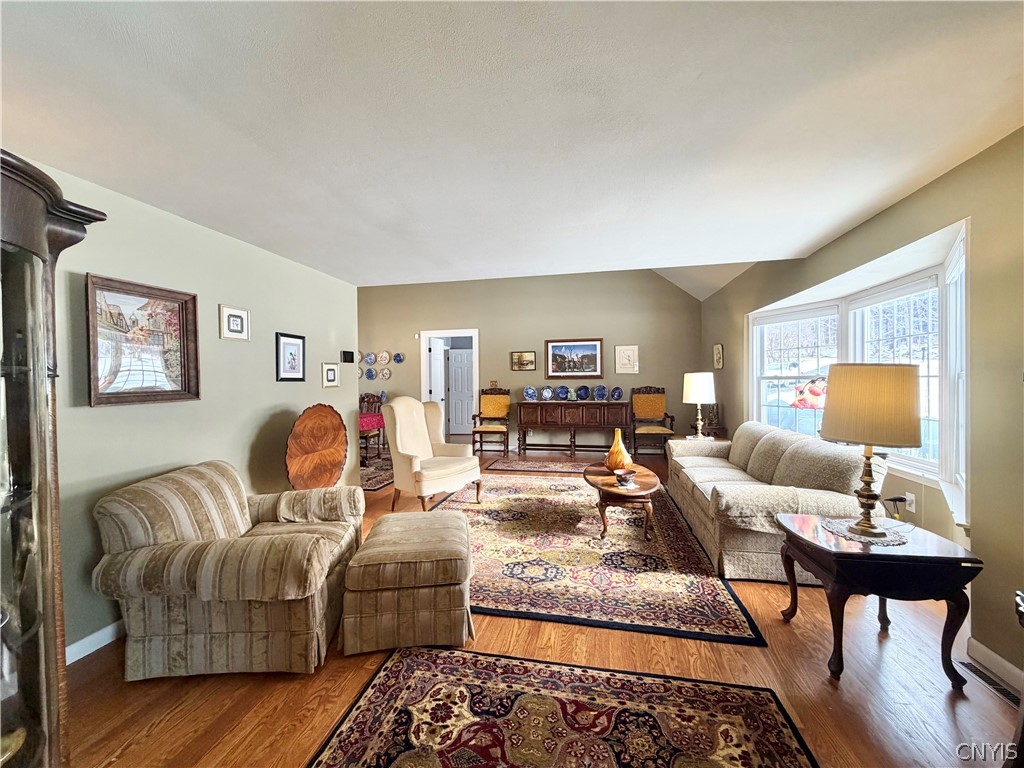 2655 Falls Road Marcellus, NY 13108 - Photo 8 of 48
