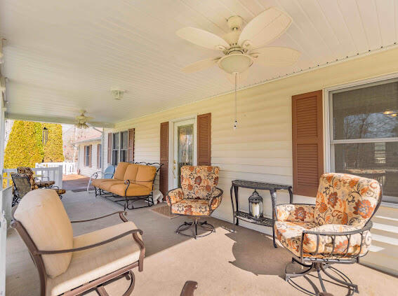 3621 Cabin Creek Road London, KY 40741 - Photo 22 of 67 4AA2FCE8-FE9D-4773-8F35-179157BC8119